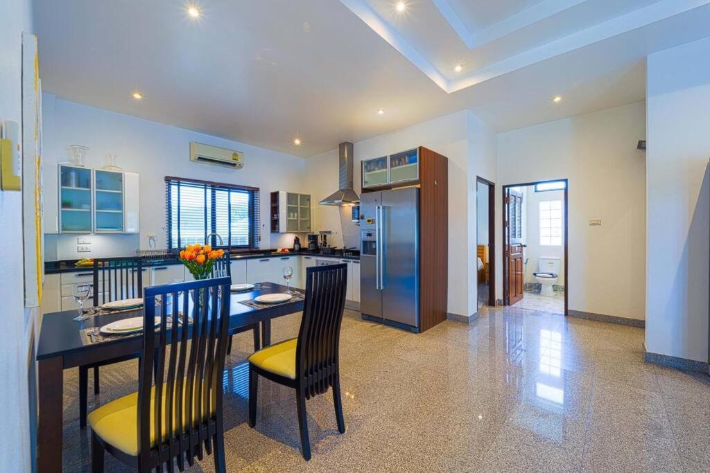 Villa Private 3 Bedroom Pool Pv7 HHQ