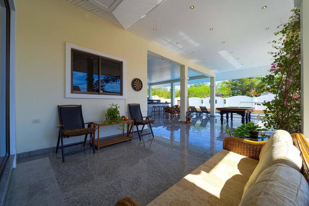 Villa Private 3 Bedroom Pool Pv7 HHQ