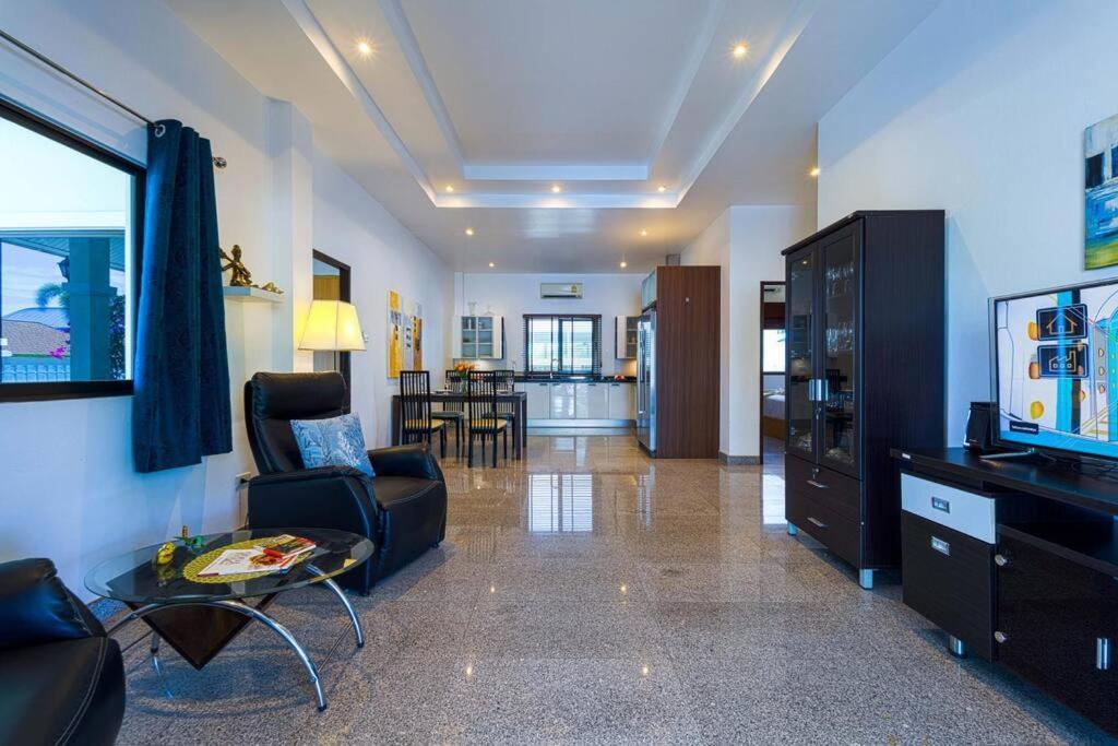 Villa Private 3 Bedroom Pool Pv7 HHQ